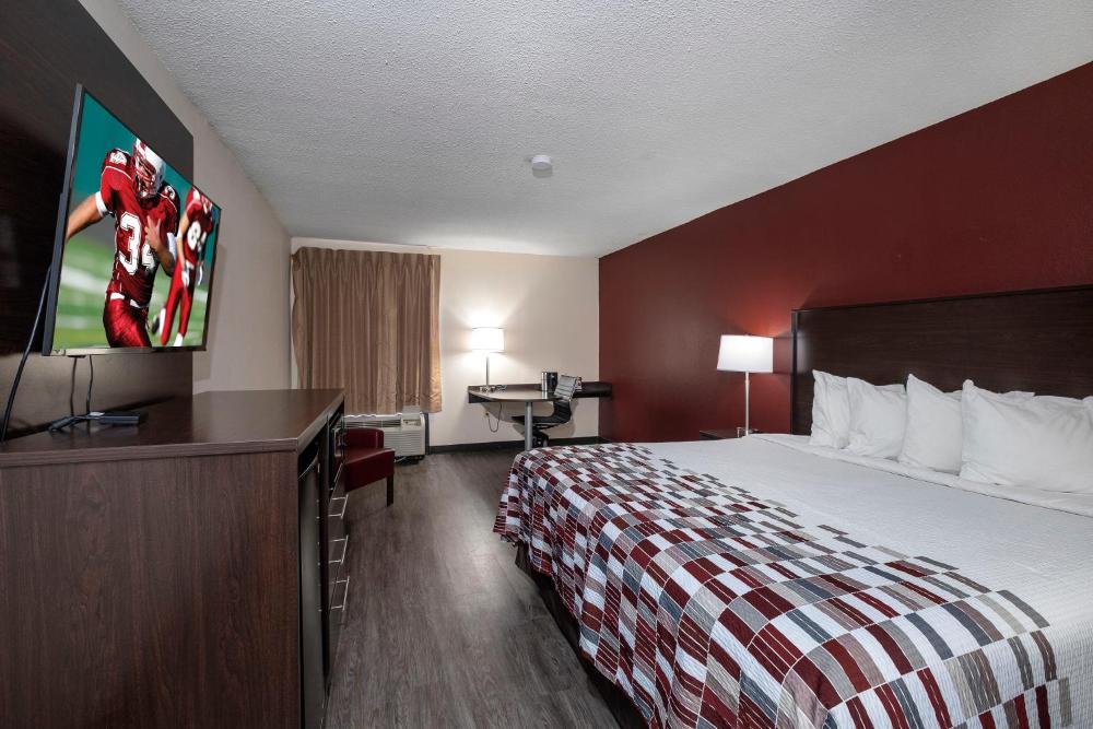 Superior King Room - Non-Smoking interior